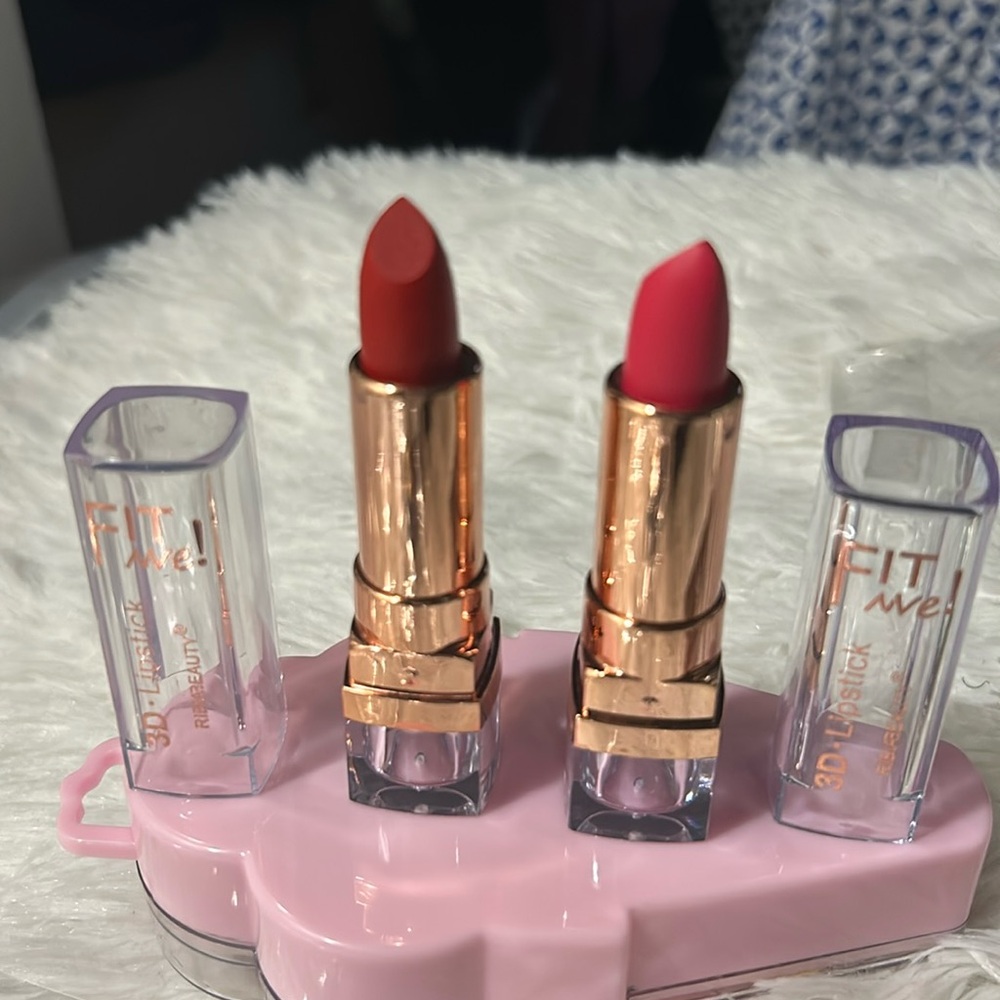Bundle Woman’s Lipstick 💄